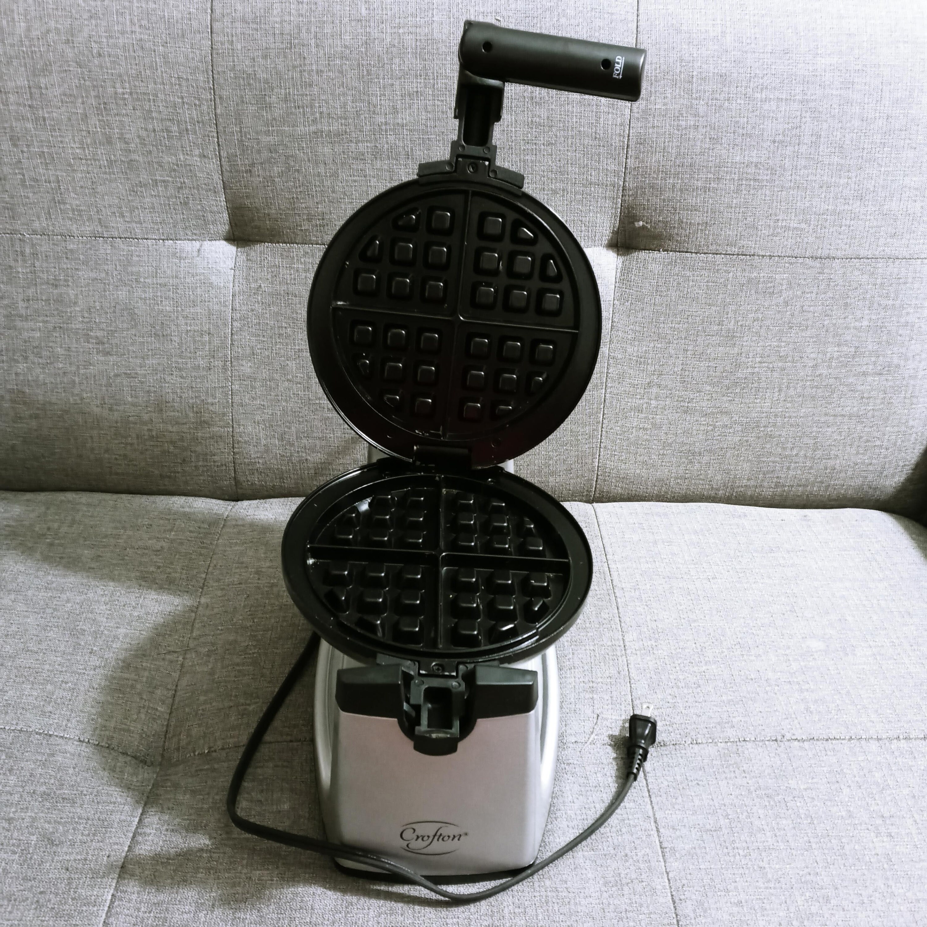 crofton waffle pan