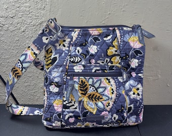 Vera Bradley Crossbody/Messenger Bag Gray Floral