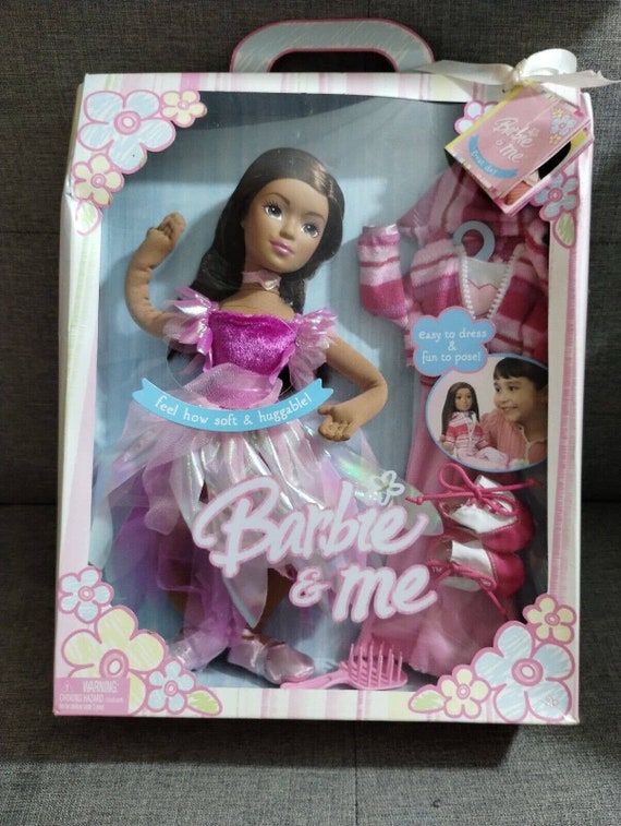 i had this exact set of barbie fashion plates when i was little! they were  my favorite :)