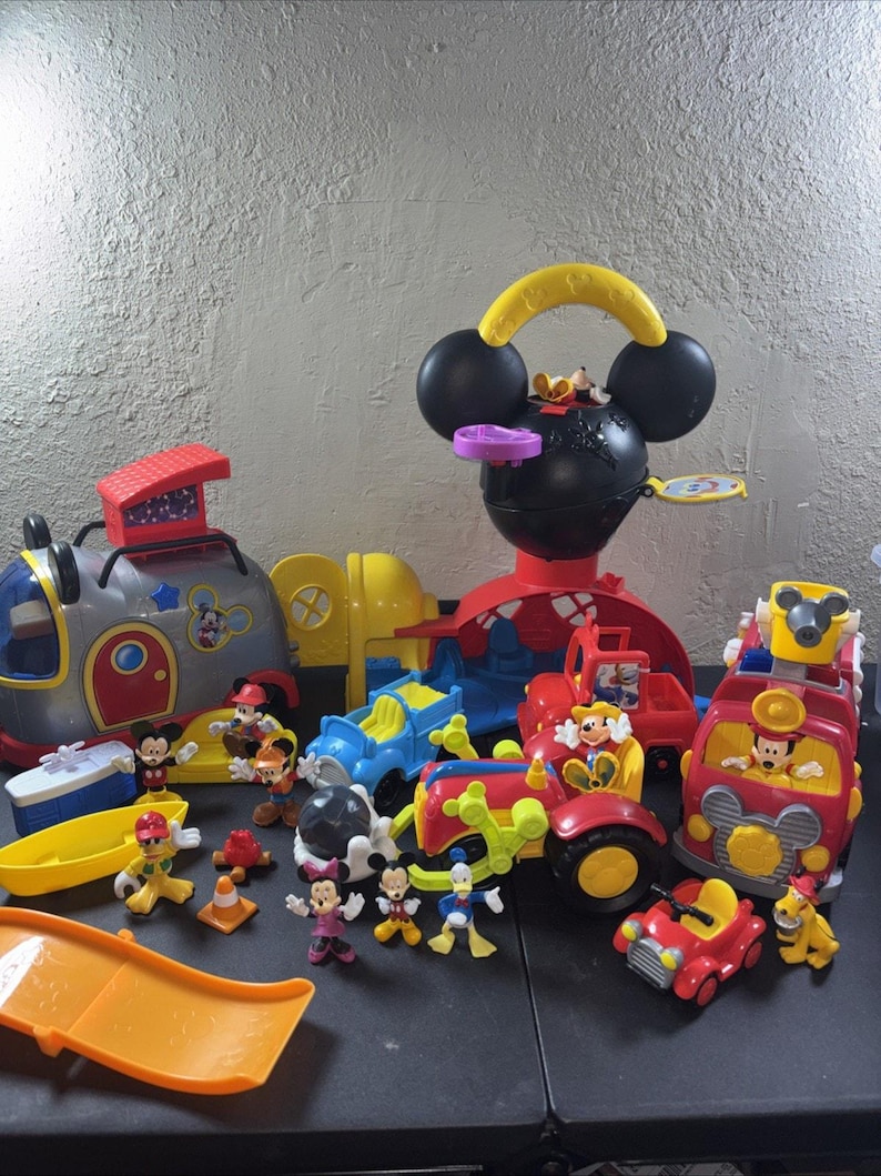 Mickey Mouse Clubhouse Playset Lot Firetruck RV Camper Farm Truck Jeep & Figures image 1