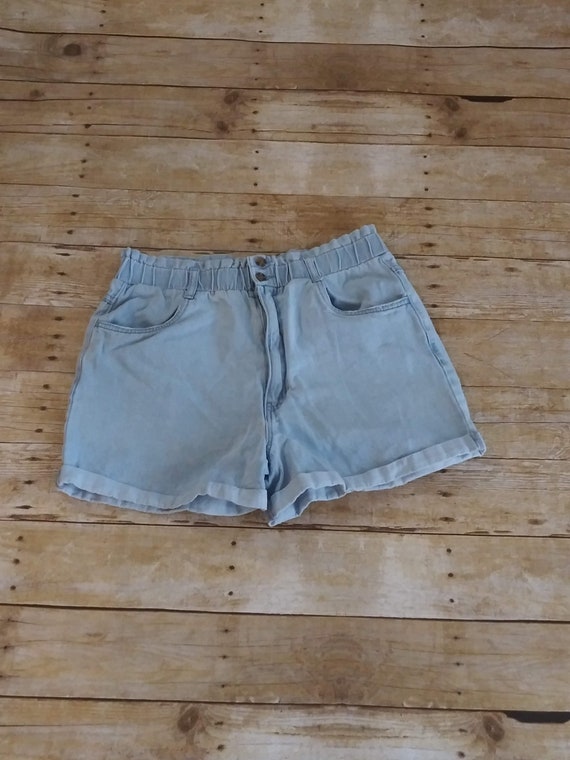 Vintage High Waist Denim Shorts Light Wash 1990s … - image 2