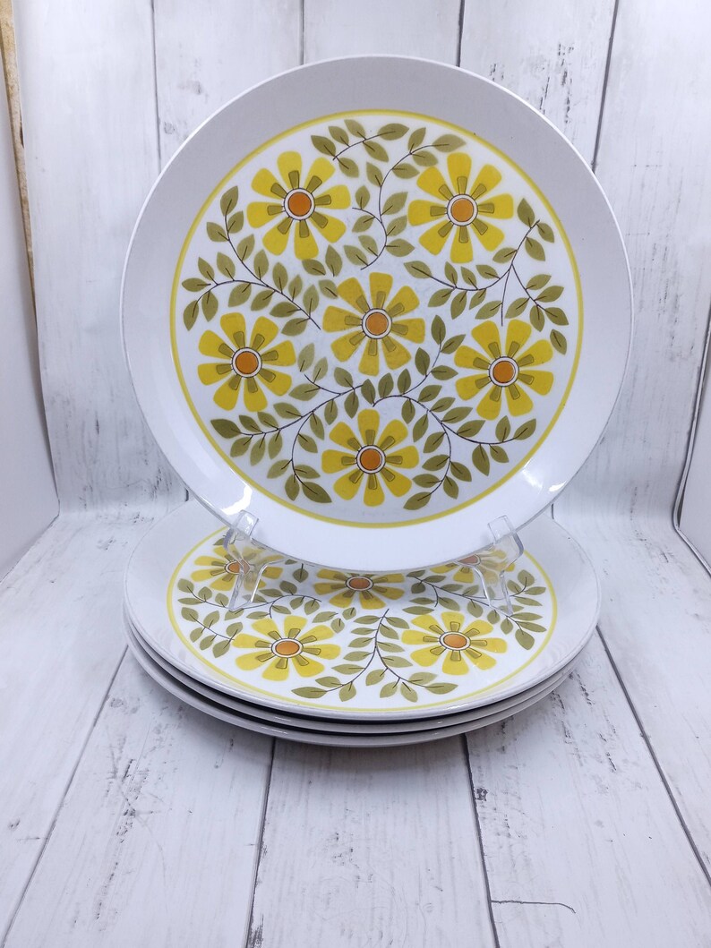 Vintage Mikasa Duplex Trellis Yellow Dinner Plates by Ben Etsy
