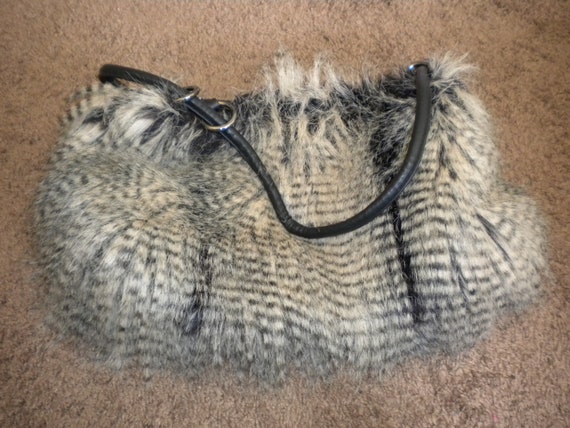 Adrienne Landau Raccoon  Faux Fur Large Shoulder … - image 1