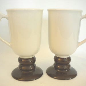Vintage Hall Irish Creme Coffee Mugs Set of 2 Cream and Brown Made in USA (shelf)