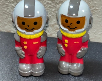 Lakeshore Play & Explore Rocket Astronaut Figures Set
