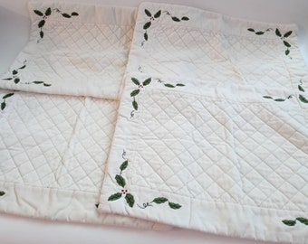 Vintage Christmas White Quilted Holly Placemat Set of 4 Holiday Table Decoration