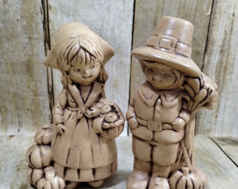 2 Vtg Pilgrim Figures Thanksgiving Ceramic Holiday Decorations Boy & Girl Figures (5)