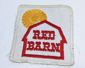 VTG Red Barn & Sun Patch Quadrat (b4d)