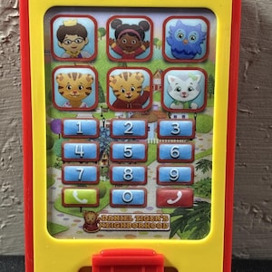 Daniel Tiger's Neighborhood Toy Cell Phone Pretend Play Working Sounds 2016 image 1