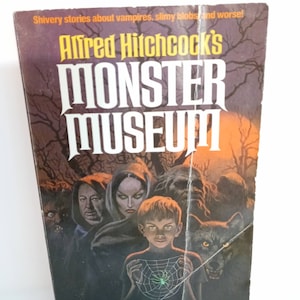 Vintage Alfred Hitchcock&#39;s Monster Museum Childrens Mystery Series Scary Stories of Vampires Slimy Blobs and Worse (bb4)