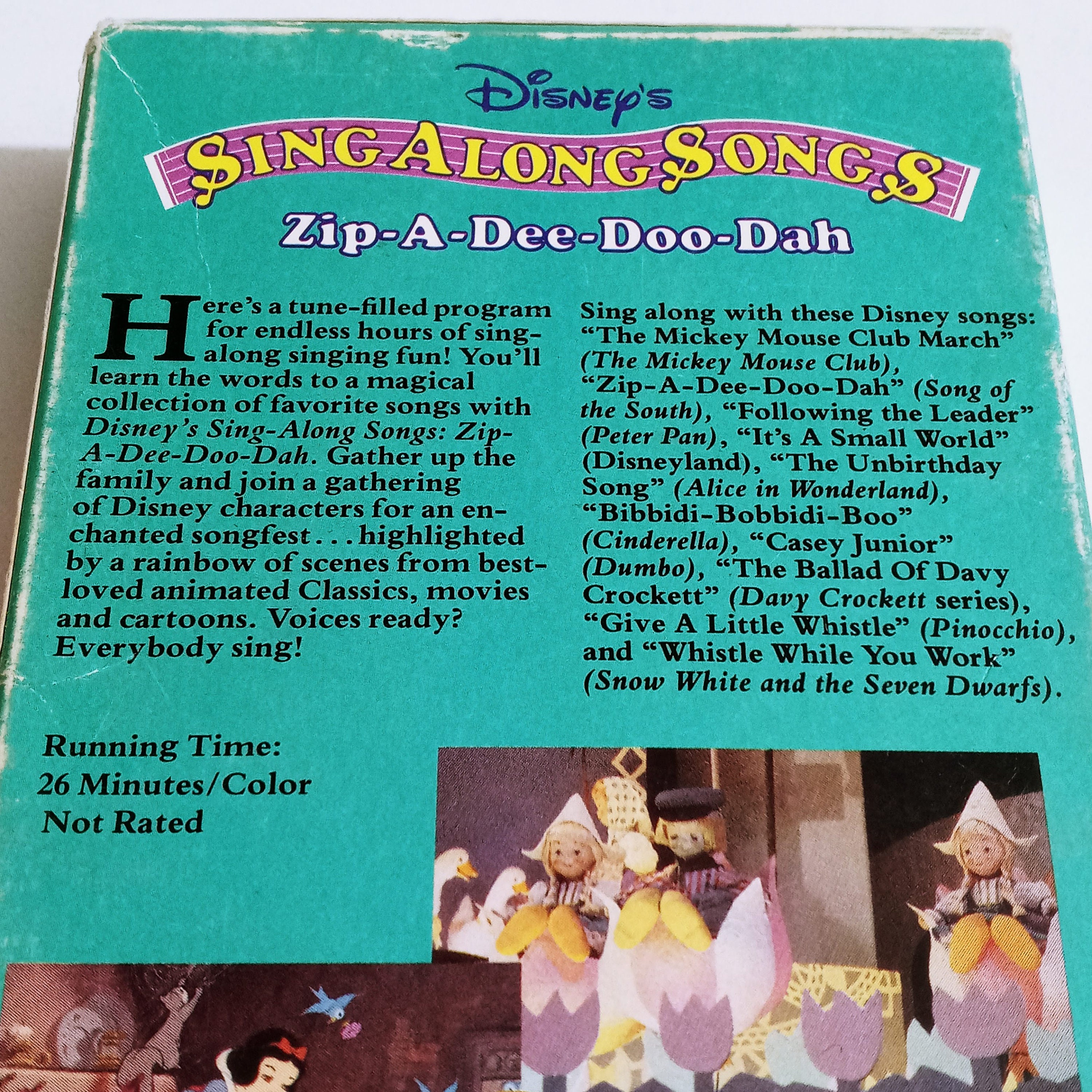 DISNEY (ディズニー) World of English STORY AND SONGS DWE
