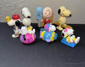 Vtg Snoopy Peanuts Charlie Brown Woodstock PVC & Walking Figure Toy 1.5 - 2.5”