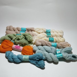 Tapestry Needlepoint Wool Yarn 21 Rolls Assorted Colors (bin7)