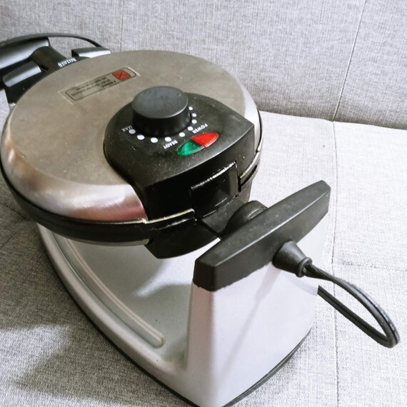 crofton waffle pan