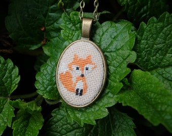 Red fox necklace Embroidery pendant Hipster animal jewelry Fashion cute jewellery Fox gift for sister Embroidery necklace Gift for fox lover