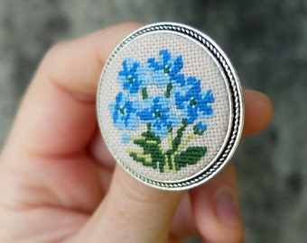 Forget-Me-Not Brooch: Hand Embroidered Blue Flower Pin
