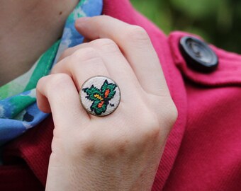 Embroidered Ivy Ring: Botanical Green Leaf Jewelry, Size 6.5