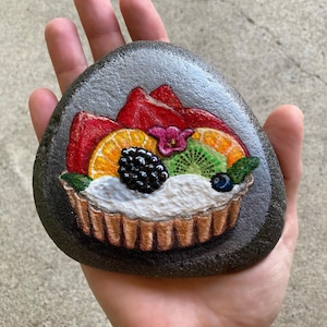Crostata Di Frutta Pietra Dipinta A Mano