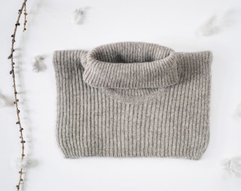 Yak down kids roll neck scarf - grey