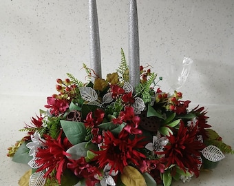 Large Christmas Table Centerpiece in Red, Green & Silver with Sparkly Flickering Candles Including Batteries