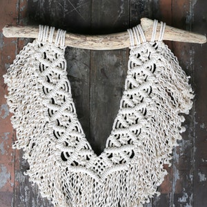 Macrame and Driftwood Wall Hanging, Boho Decor, Beach House Decor