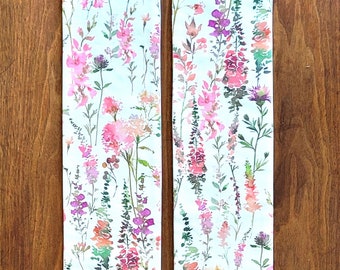 Meadow Flowers in Watercolor Stole
