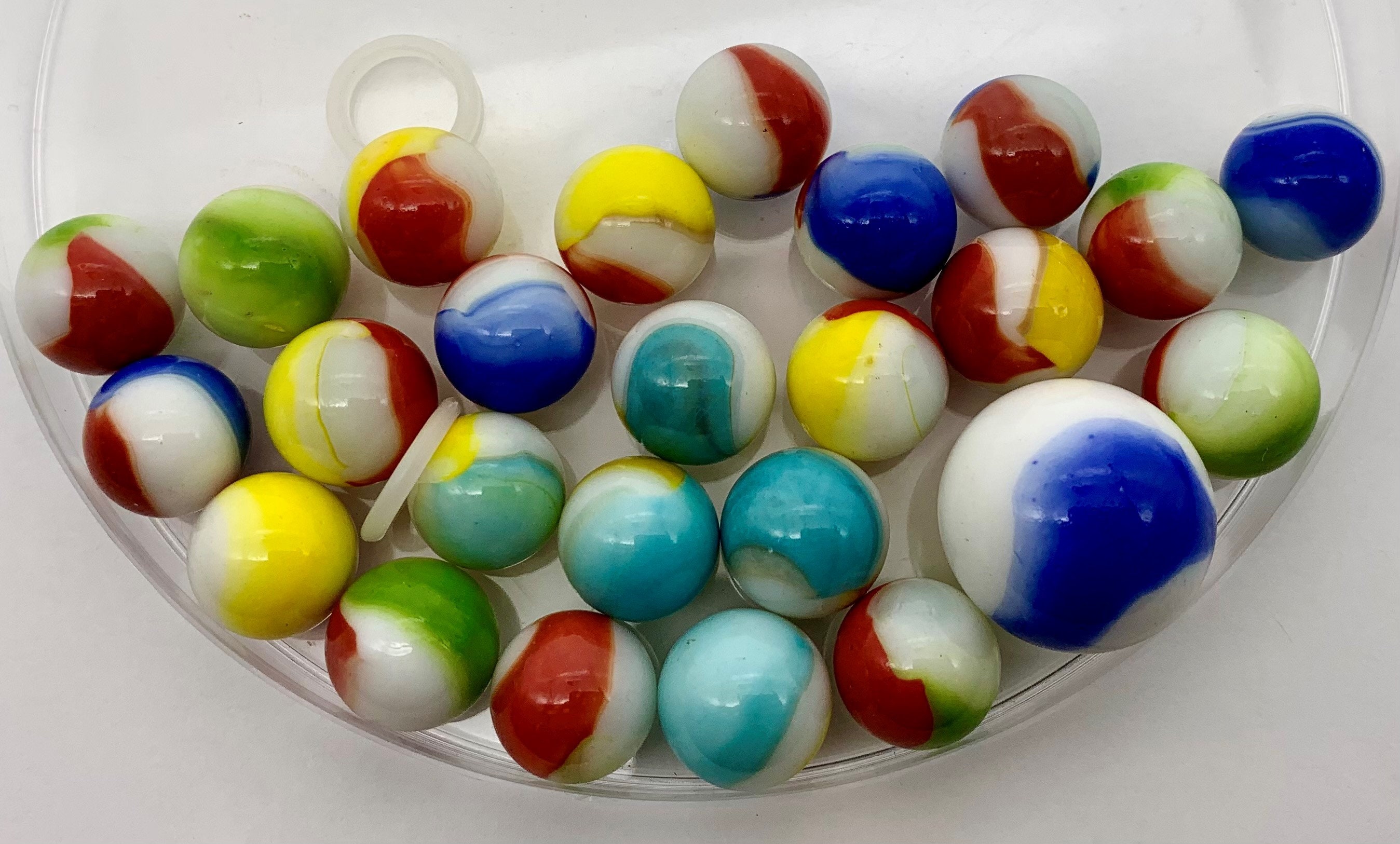 Net Bag of 25 Classic Agate Glass Mega Marbles Early Edition White W ...