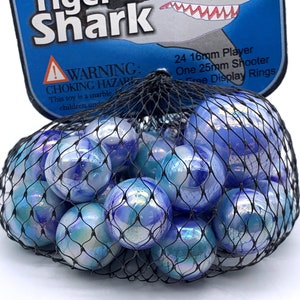 Bolsa de 25 canicas gigantes de vidrio "Tiger Shark" de Vacor, blancas con remolinos azules, acabado brillante, edición temprana anterior a 2006, decoración, recuerdos de fiesta, juegos. imagen 2