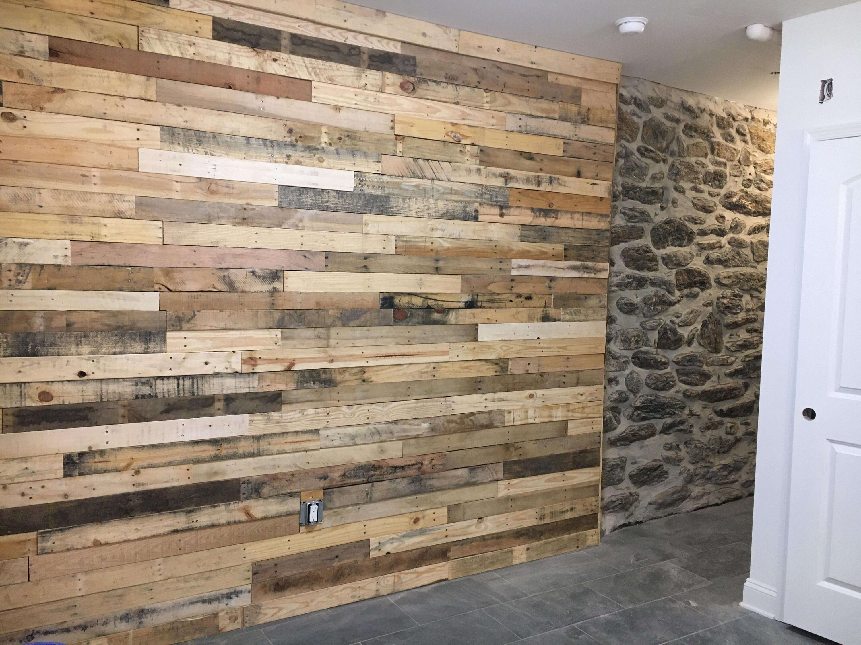 Pallet boards for walls and other projects. 13.5 sq. ft. per Etsy