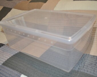 Tarantula enclosure
