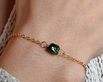 Bracelet émeraude, pierre de naissance de mai, bracelet barrette de perles et de pierres précieuses, bracelet chakra, bijoux émeraude, délicat bracelet à superposer or-argent