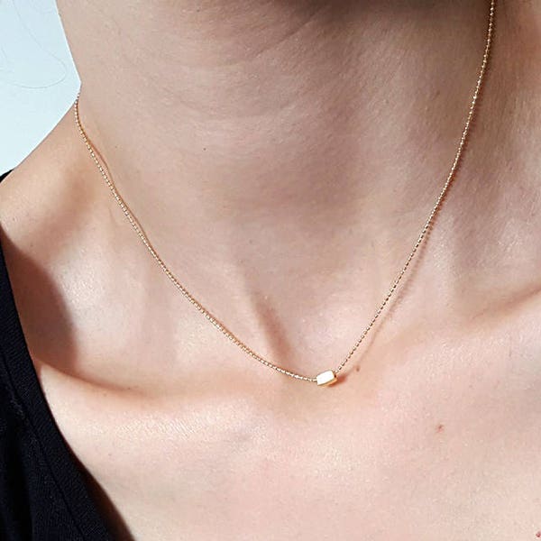 Dainty Necklace, Delicate Necklace, Gold Necklace, Simple Everyday Necklace, Gold Beaded Necklace, Minimalist Necklace, Layering Necklace