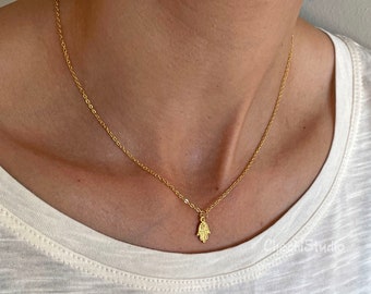 Dainty Gold Hamsa Necklace, Delicate Silver Hamsa Necklace, Gold/Silver Chain Necklace, Layering Necklace, Everyday Necklace, Hamsa Jewelry