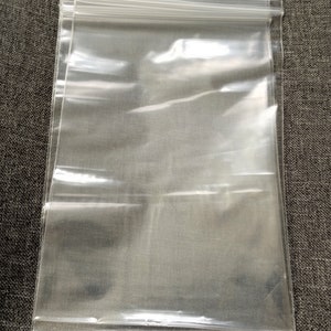 100 8 x 12 Large Clear Poly Bags 2 Mil with Reclosable Zipper image 2