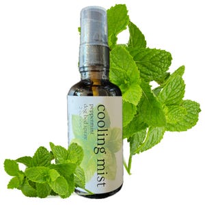 Peppermint Dog Bed Cooling Mist: Natural Refreshing Spray
