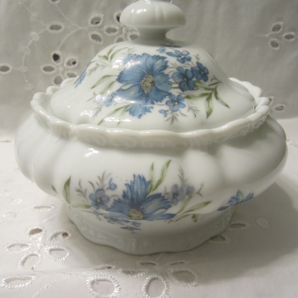 Decorative Bowl With Lid White With Blue Florals Tea Holder Large Trinket Box Small Sauce Pot