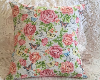 Floral Pillow Cover 18" x 18" / Pink Floral Throw Pillow Cover / Toss Pillow  / Pink Roses / Floral Pillow Cover