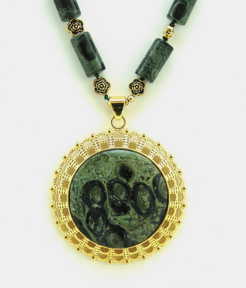 Beaded Necklace A Beautiful Kamababa Jasper Pendant Earrings and Bracelet Set