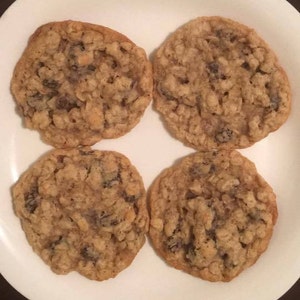 Oatmeal Raisin Cookies