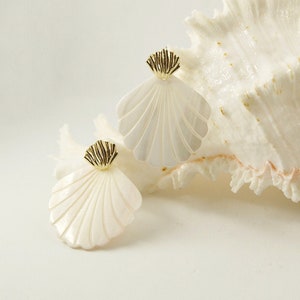 LES COQUILLES Orecchini - Madre di perla - Conchiglie - Oro placcato