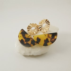FLOWER Earrings - Cellulose acetate jewelry - Tortoise shell