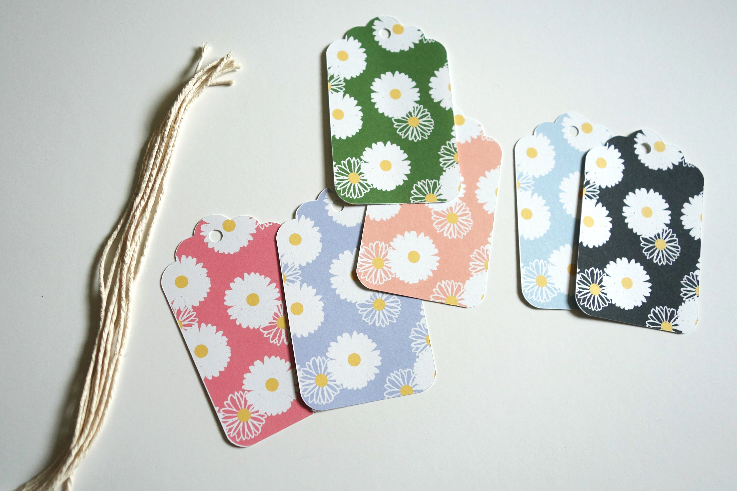 Daisy Gift Tags Set of 12 Die Cut Gift Tags Flower Gift Etsy