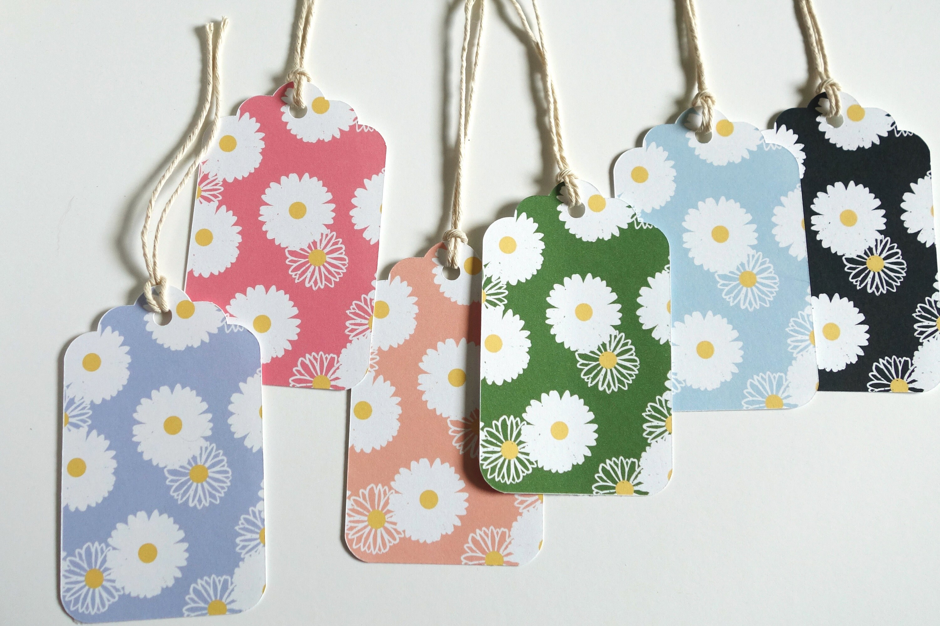Daisy Gift Tags Set of 12 Die Cut Gift Tags Flower Gift Etsy
