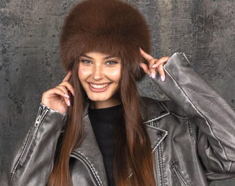 Brown Fur Hat for Women Made With Real Fox Fur and Suede  display picture 2