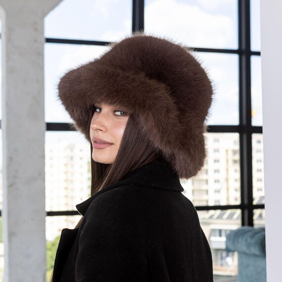 Elegant Cream Faux Fur Winter Warm Hat NWT s_wp_63c72f0c81078a79eec8714a.webp main image 3