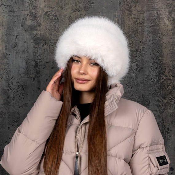 Elegant off White Faux Fur Hat, Fuzzy Round Hat for Teen  display picture 1
