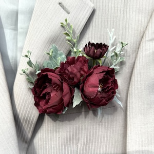 Boutonniere de bolso Noivo Botão de flores Borgonha Vermelho Flores de casa de campo Lavanda Branco Peônia Rosa Flor Noivo Cartão de bolso Botão de flores
