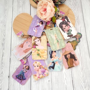 Disney Princess Vanellope Belle enchanté Giselle Jasmine porte-clés / porte-badge lanière / carte d'identité en plastique assortie cadeau lanière Disney