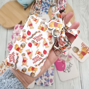 Disney Winnie de Poeh Knorretje Iejoor Tigger Klassiek / sleutelhanger / badgehouder ID-naam karakter afgescheiden veiligheidsclip Disney vakantiecadeau