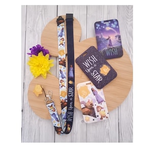 Disney Wish Asha - Cordão Wish Upon a Star / chaveiro / porta-crachá / Nome de identificação de plástico correspondente - Cordão de personagem Disney para presente